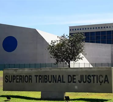 STj